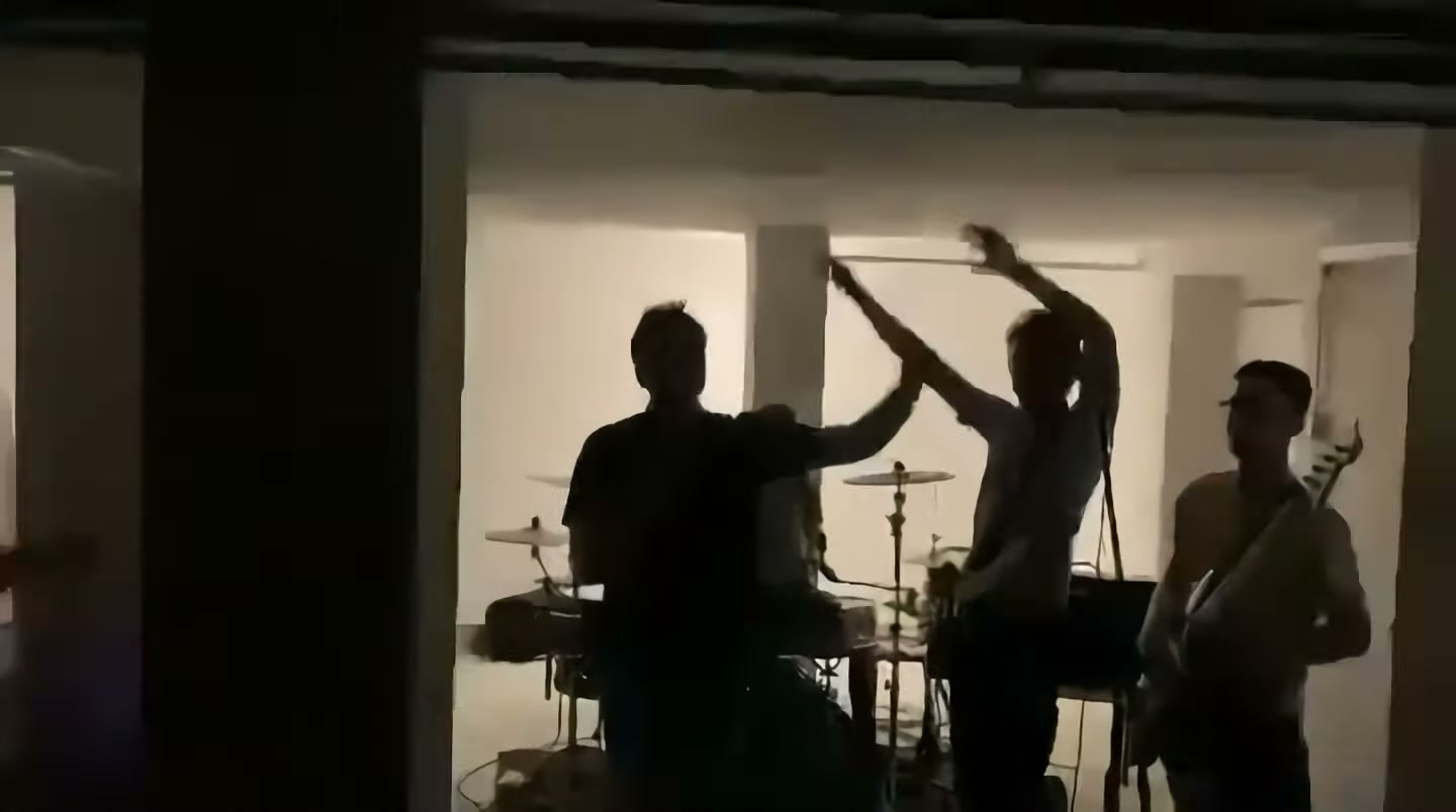 VID_25440201_160036_611_output